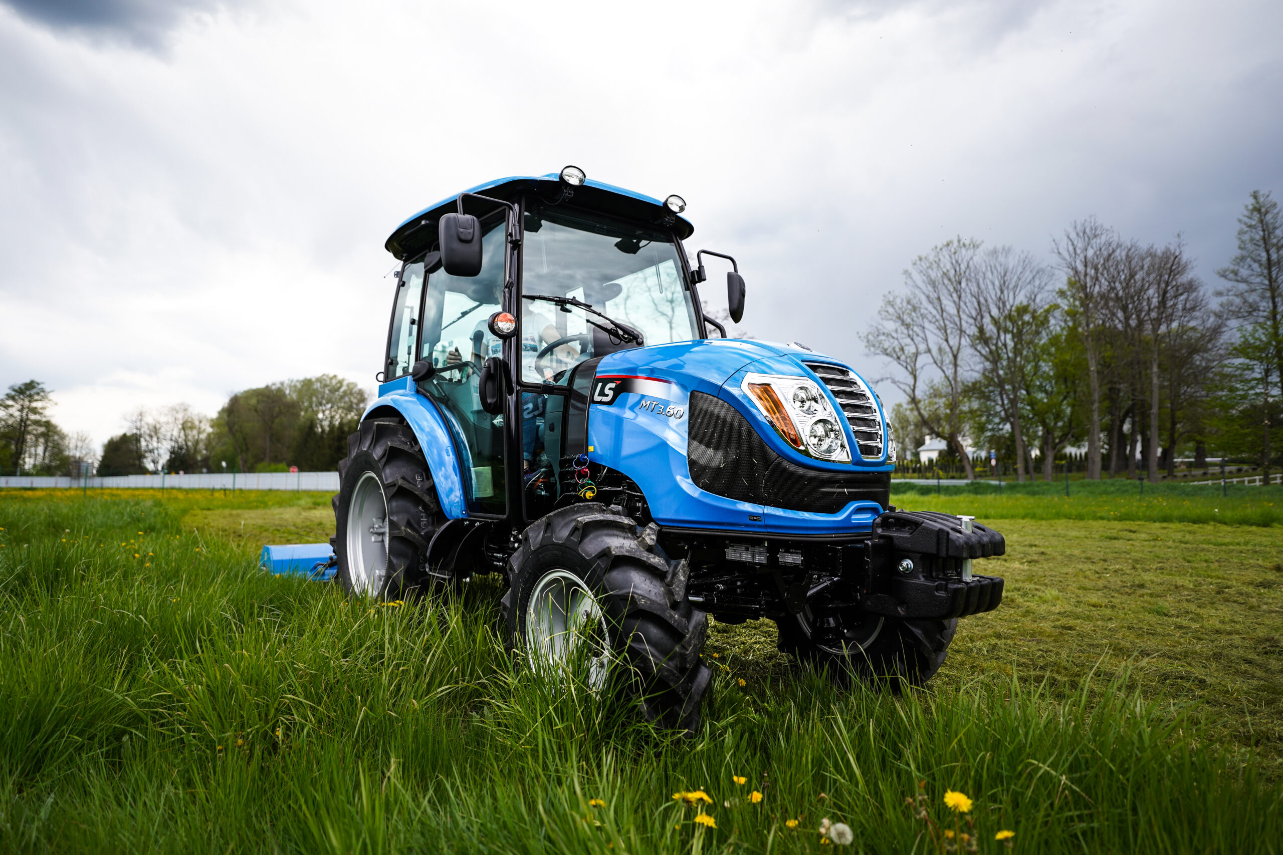 Maj 2025 – LS Tractor z rekordowym wzrostem i mocną pozycją w segmencie 0–70 KM